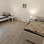 شقة Iam 3 90 Qm 7 Betten Kueche Badezimmer Kraftraum 44 U بليتنبرغ
