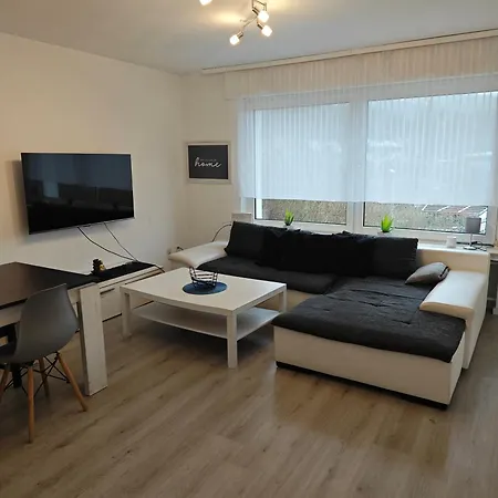 Iam 3 90 Qm Kueche Badezimmer Kraftraum 44 U *