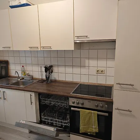 Apartment Iam 3 90 Qm Kueche Badezimmer Kraftraum 44 U Plettenberg