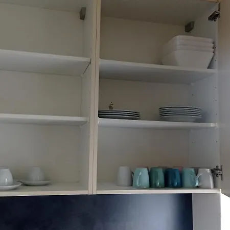 Iam 3 90 Qm 7 Betten Kueche Badezimmer Kraftraum 44 U פלטנברג