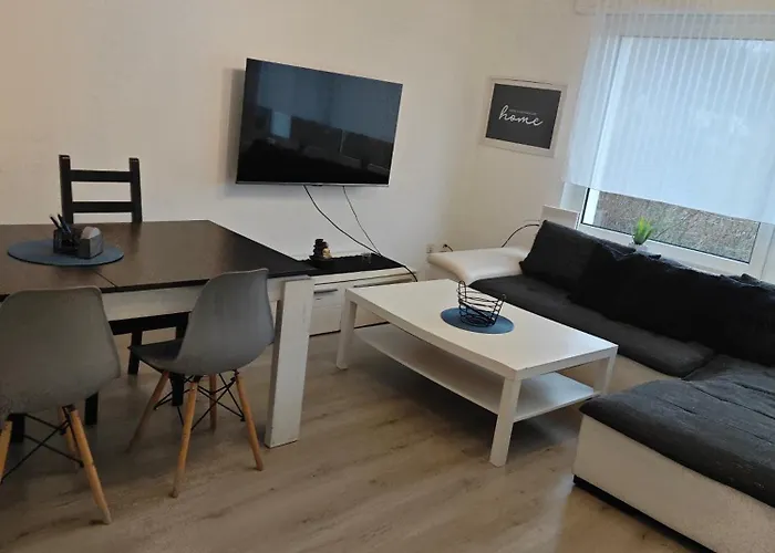 Iam 3 90 Qm 7 Betten Kueche Badezimmer Kraftraum 44 U Lejlighed *