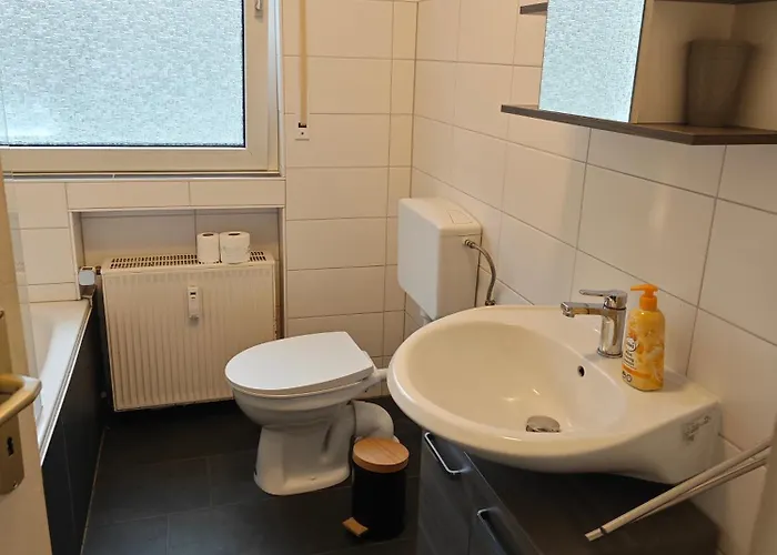 Iam 3 90 Qm 7 Betten Kueche Badezimmer Kraftraum 44 U Lejlighed Plettenberg