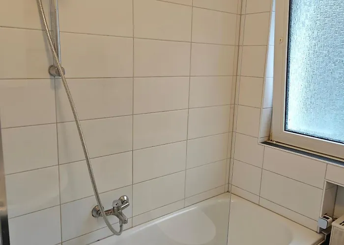 Iam 3 90 Qm 7 Betten Kueche Badezimmer Kraftraum 44 U Plettenberg