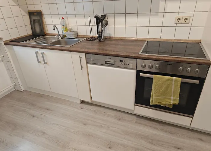 Iam 3 90 Qm 7 Betten Kueche Badezimmer Kraftraum 44 U * Plettenberg