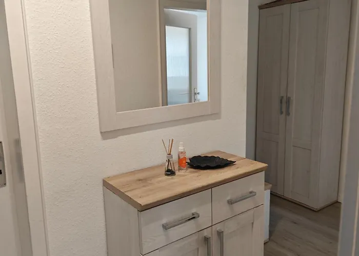 Iam 3 90 Qm 7 Betten Kueche Badezimmer Kraftraum 44 U Lejlighed Plettenberg