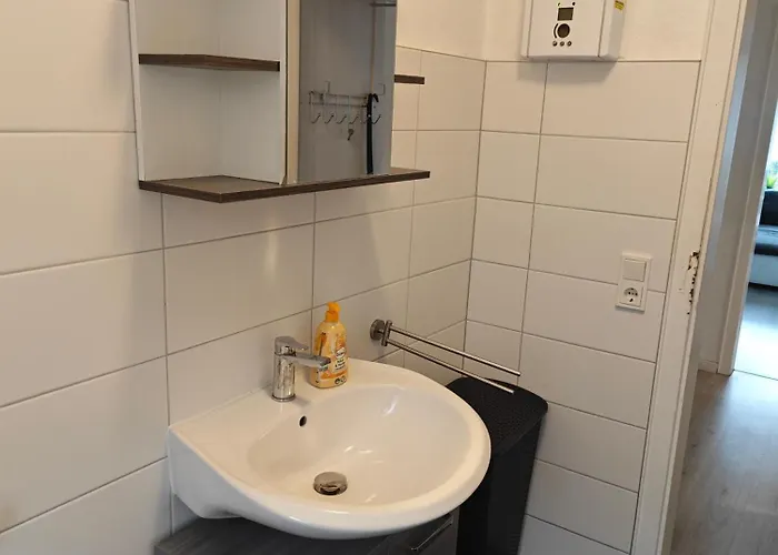 Iam 3 90 Qm 7 Betten Kueche Badezimmer Kraftraum 44 U Plettenberg